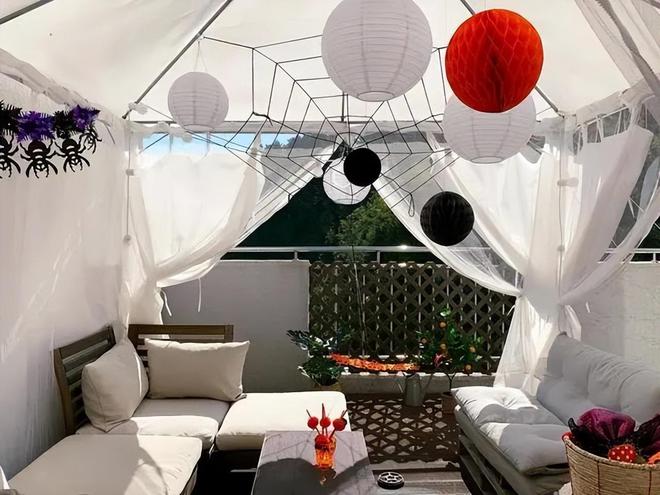 平頂樓！原房東：早知不賣后悔哭！AG真人娛樂8000元逆襲200